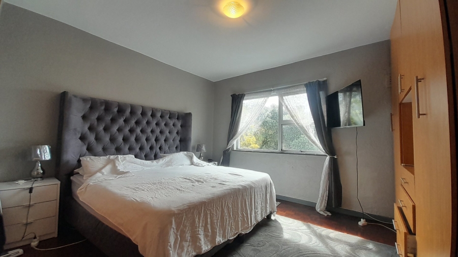 2 Bedroom Property for Sale in Wynberg Western Cape
